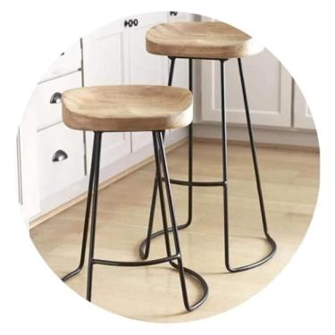 Imagem de Banco para pés, banquetas de bar, conjunto de 2 bancos de bar, banqueta alta de madeira retrô com perna de metal preto, cadeiras de bar com design à prova de deslizamento, cadeiras de jantar para pub