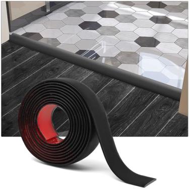 Imagem de Art3d Faixa de transição de piso de vinil autoadesiva, tira de piso laminado, tira divisória plana para unir lacunas de piso, transição de limite de tapete, azulejos de piso (3,5 m, 4 cm, preto)