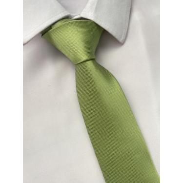 Imagem de Gravata Semi Slim Verde Oliva Claro Para Padrinhos de Casamento Noivos