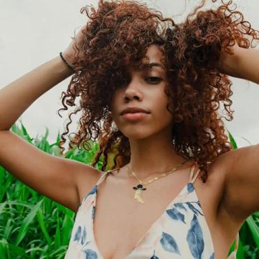 Imagem de Colar de cowboy com pingente de botas ocidentais de strass com cartão de presente, chapéu esmaltado, boêmia de rodeio, joias, presente para mulheres, chapéu preto dourado