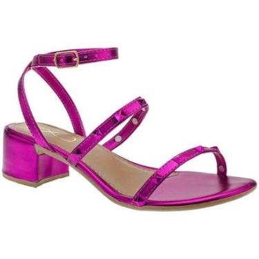 Imagem de Sandália Feminina com Tachas Salto Médio-Feminino