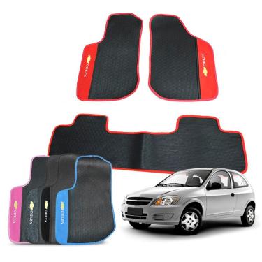 Imagem de Tapete para Celta 2000 a 2016 Personalizado 3 Peças Traseiro Inteiriço Borracha com Detalhe em Carpete