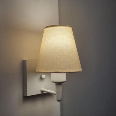 Imagem de Arandela Quadrada Md-2034 Branco Cúpula Em Tecido Cone Algodão Crú - Bivolt