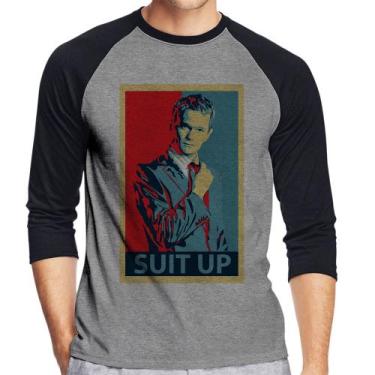 Imagem de Camiseta Raglan Suit Up Barney Stinson Manga 3/4 - Foca na Moda, Cinza