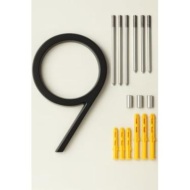 Imagem de Números modernos de casas de 12 cm – números de endereço de liga de zinco resistente com ferragens de montagem totalmente em aço inoxidável – Parafusos extralongos para instalação ultra-segura – À