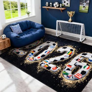 Imagem de YulyreZome Tapete decorativo com tema de futebol 2026, tapete decorativo macio e durável para sala de estar, quarto, sala de jogos, presente para fãs de esportes (1,5 m x 18 cm)