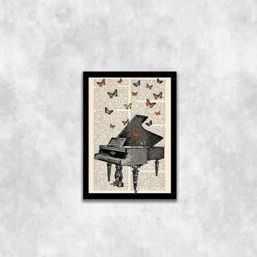 Imagem de Quadro Decorativo Piano Com Borboletas 45X34 Com Vidro Preta - Quadros
