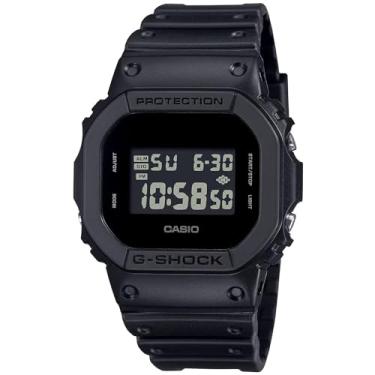Imagem de Casio Relógio digital masculino de quartzo com pulseira de plástico DW-5600UBB-1ER, preto, pulseira, Preto/brilho do dia, Alça