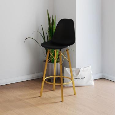Imagem de Banqueta Eames Estilo Moderno em Ferro Dourado com Assento Preto
