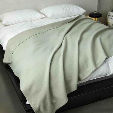 Imagem de Cobertor feminino para cama cachecol adulto longo duplo para sofá toalha xale verão linho fino e algodão macio e confortável (verde, 150 x 200 cm)