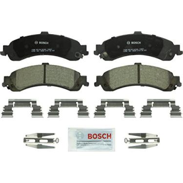 Imagem de Bosch Almofada de freio a disco de cer mica premium QuietCast BC834 para: Cadillac Escalade, ESV, EXT; Chevrolet Avalanche, Silverado, Suburban, Tahoe; GMC Sierra, Yukon, Yukon XL, traseira