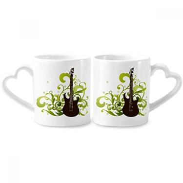 Imagem de Conjunto de canecas de porcelana para casais, estampa de música, verde, guitarra, música, com alça de coração