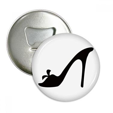 Imagem de Abridor de garrafas preto com salto alto padrão floral e ímã de geladeira emblema multifuncional