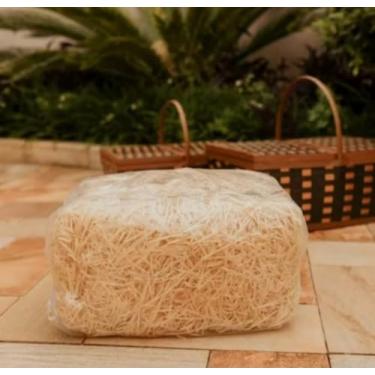 Imagem de Palha Decorativa Natural para Cestas, 1KG, Rendimento 30-40 Cestas 30x30cm