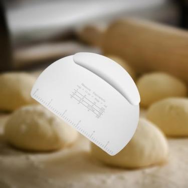 Imagem de Raspador semicircular de aço inoxidável com marcas de medição, cortador de massa de 15 cm, ferramenta de pastelaria para bolos, pão e farinha