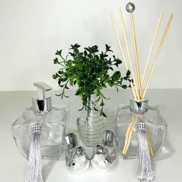 Imagem de Kit Lavabo Luxo Porta Sabonete Líquido + Aromatizador + Vasinho Decorativo + Enfeite Passarinho Kit Varetas Difusoras + Cordão Decorativo Combo Conjunto Banheiro Decoração Organizador 6 Pças Prata