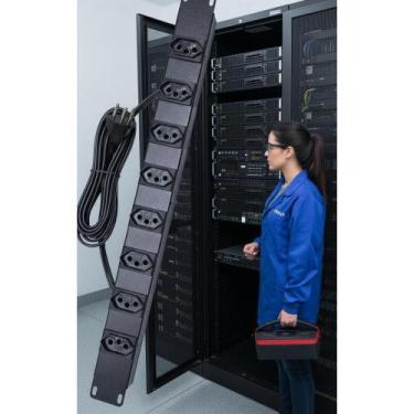 Imagem de Régua 8 Tomadas Rack 19" Metálica Bivolt 1,5m Preto - Congratulations 