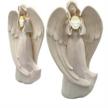 Imagem de Imagem Santo Catolico Segurando Relicario Pomba Divino Espirito Anjo d