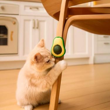 Imagem de Brinquedo Interativo para Gatos em Formato de Abacate com Catnip, Verde, Plástico, 6cm x 4,6cm, para Filhotes e Adultos, Reduz Estresse e Ansiedade