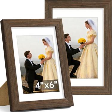 Imagem de Vittanly Conjunto de 2 porta-retratos 10 x 15 cm, moldura de madeira maciça para parede ou mesa, exibição de foto 9 x 12 cm com tapete ou 10 x 15 cm sem tapete, marrom