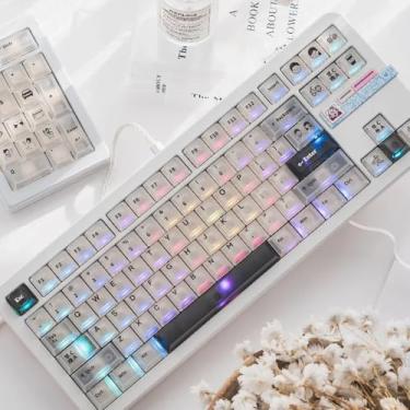Imagem de 151 teclas de teclado com perfil cereja transparente, conjunto de teclas de PC de cristal retroiluminado, teclas personalizadas 75% de brilho através do teclado mecânico RGB