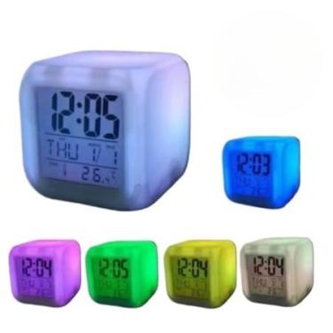 Imagem de Relógio Cubo Digital com LED Multicolor - Despertador 5 em 1 com Termômetro e Luminária | Display LCD com 7 Cores Alteráveis