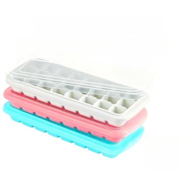 Imagem de Formas De Gelo Em Silicone Com Tampa(4 formas)