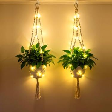 Imagem de Loscarol Pacote com 2 cabides para plantas de macramê com luzes e 2 ganchos, cabide de planta boho interno com controle remoto, suporte de vaso de flores, borlas de corda de algodão tecido à mão para