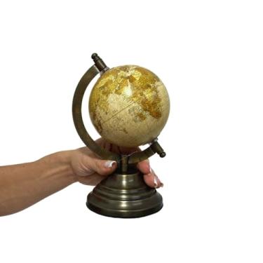 Imagem de Globo Terrestre Decorativo em Metal Dourado Envelhecido Base Clássica Mapa Bege Ornamental Decoração para Sala e Escrotórios 10,5x18cm