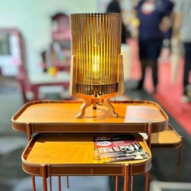 Imagem de Luminária De Mesa Madeira Natural Keilor Freijó - CasaH