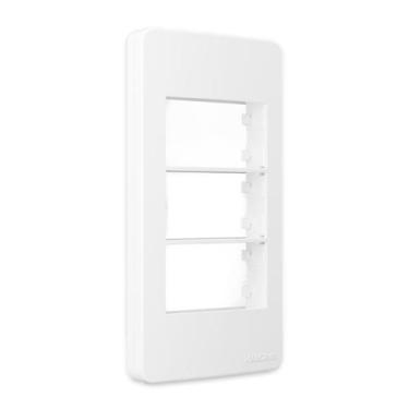 Imagem de Placa com Suporte para Condulete  1polegada  3 postos  Sleek Branco Ma