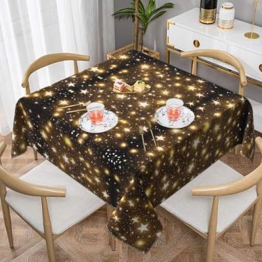 Imagem de Zeraoke Toalha de mesa quadrada dourada brilhante de Natal 137 x 139 cm, poliéster xadrez vermelho e verde para jantares e festas de fim de ano, rugas para proprietários e anfitriões