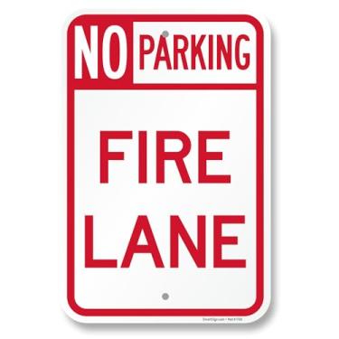 Imagem de SmartSign Placa de pista de incêndio sem estacionamento de 45 x 30 cm, placa oficial de Delaware, composto de alumínio de 120 mm (ACM), material refletivo de grau de engenheiro, vermelho e branco,