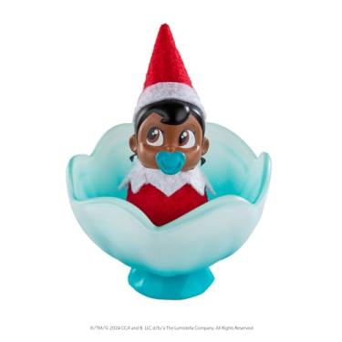 Imagem de The Elf on the Shelf Frost Pips Mini Blooms | Baby Elf in Magical Frost Flower | Baby Elf on the Shelf | Baby Elves | Elf Babies (menina com olhos castanhos)