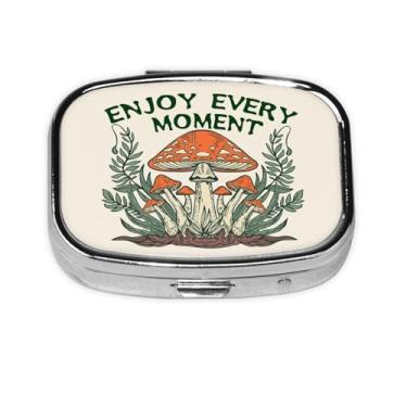 Imagem de KOSUES Enjoy Every Moment Caixa quadrada para comprimidos de cogumelos mágicos, floresta, metal, chapeamento de ferro, 2 compartimentos, caixa de comprimidos para remédios, vitaminas e medicamentos