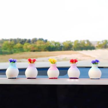 Imagem de Enfeites de carro de plantas suculentas fofas para painel, vasos de flores, acessórios para espelho retrovisor, decoração de tela central de carro, acessórios de carro para mulheres/homens