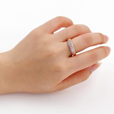 Imagem de Anel de eternidade clássico banhado a ouro rosa e prata zircônia cúbica para mulheres – Joias modernas brilhantes para casamento, festa, noivado e uso diário YC6527, One Size, Latão, Sem pedra