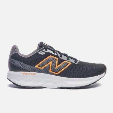 Imagem de Tênis New Balance 520 V9 Masculino, 42, Preto, Laranja