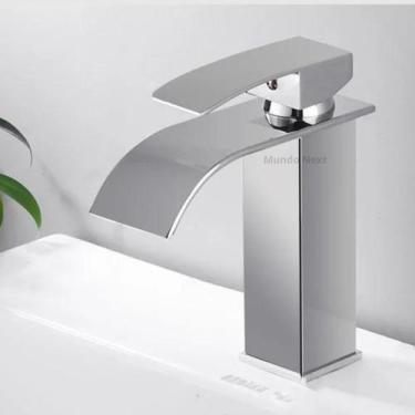 Imagem de Torneira Para Banheiro Cascata Monocomando Luxo Preto E Cromada - Mund