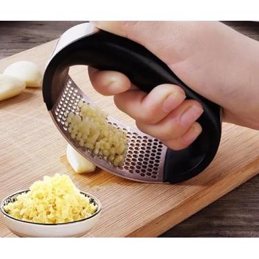 Imagem de Espremedor Amassador Triturador de Alho Manual em Inox