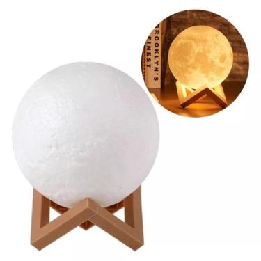 Imagem de Luminária Lua com Suporte de Madeira LED 15cm 0,3W USB - Master