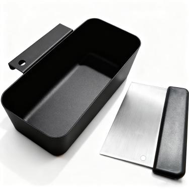 Imagem de JIN BETTER GRILL PARTS Sistema de gerenciamento de graxa de substituição para chapa Blackstone (71 cm e 91 cm). Inclui uma bandeja coletora resistente e um raspador de grelha para facilitar a limpeza.