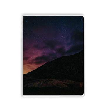 Imagem de Caderno com estampa de estrelas amarelas e céu noturno Art Deco, capa macia para presente