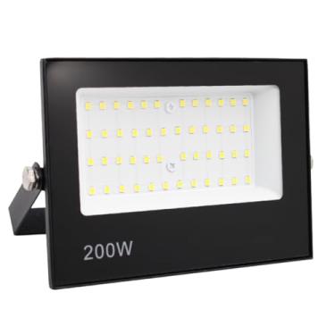 Imagem de Refletor LED 200W Bivolt Slim Premium IP67 Luz Branco Frio 6500K Prova D’água Potente Para Fachadas Jardins Piscinas