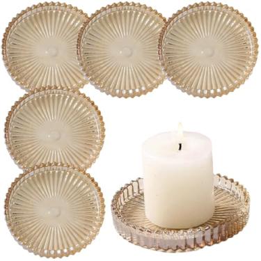 Imagem de 6 bandejas de vela de pilar de vidro, placas de vela de vidro redondas listradas em relevo com borda de engrenagem, porta-copos de cristal decorativos para centros de mesa de jantar, laranja