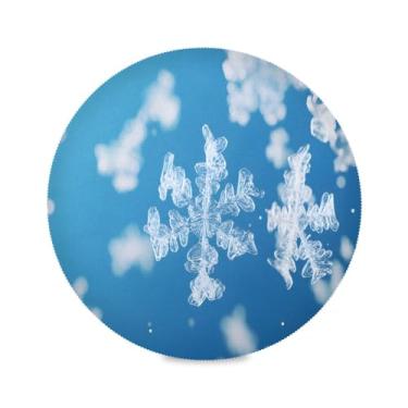 Imagem de STAYTOP Jogo americano redondo com flocos de neve azuis, 6 peças, tapetes de mesa antiderrapantes fáceis de limpar para decoração de mesa de festa e churrasco