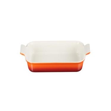 Imagem de TRAVESSA RETANGULAR LE CREUSET HERITAGE 32CM EM CERÂMICA VERMELHO CAYENNE 71102327970001