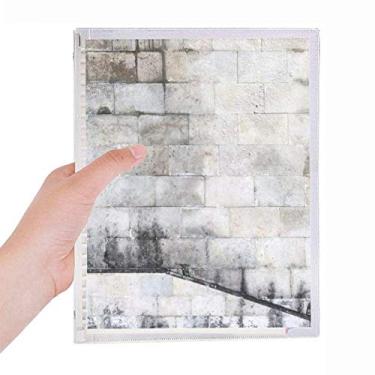 Imagem de Caderno com padrão de literatura moderno de tijolo branco preto com folhas soltas e diário recarregável