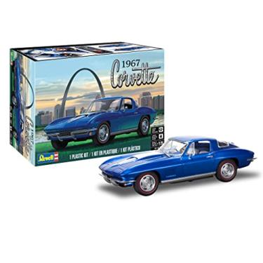 Imagem de Revell 85-4517 1967 Corvette Coupe Model Car Kit 1:25 Scale 116-Piece Skill Level 4 Plastic Model Building Kit