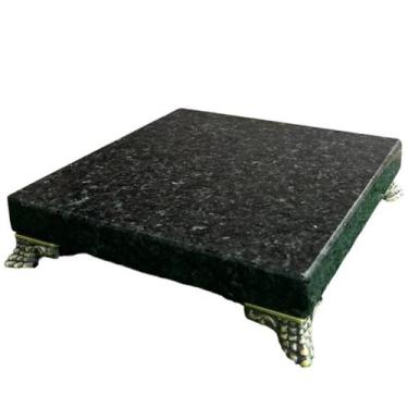 Imagem de Bandeja Granito Preto São Gabriel Com Pés Ouro Velho 15x15 - Casa Onli